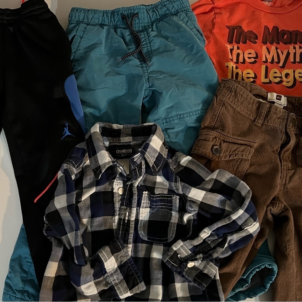 Little Boys Sz 4 Winter Lot Gymboree, Old Navy, Oshkosh And Air Jordan